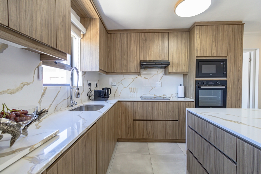 To Let 3 Bedroom Property for Rent in Saldanha Western Cape